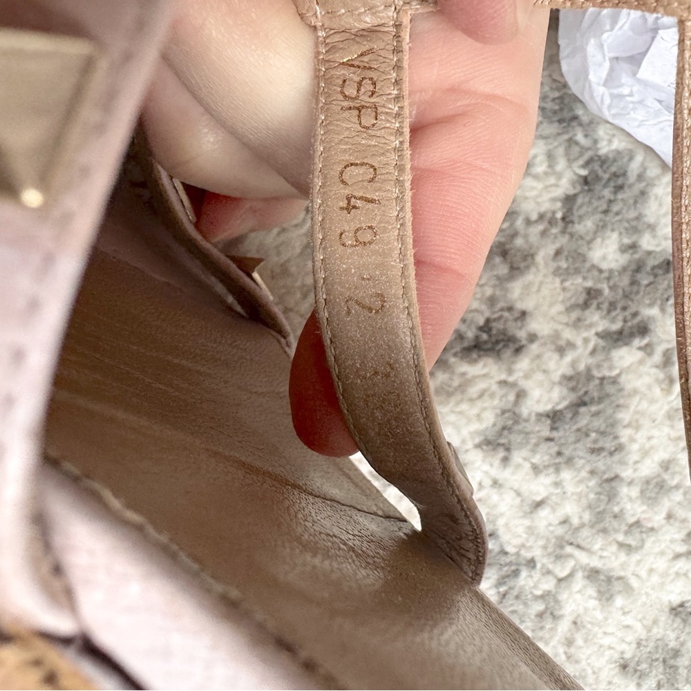 Valentino Garavani Pink Rockstud Leather Slide Sandals - Picture 6 of 12